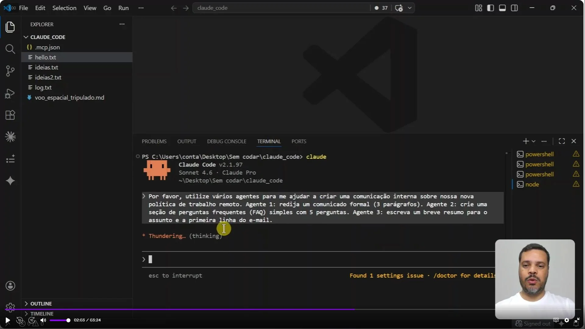 Terminal rodando Claude Code com tarefas em paralelo